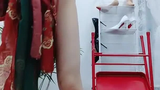 赛琳娜的黄金完整翻译版中文-直播 火辣身材的娜扎【沙滩上的贝壳酱】!