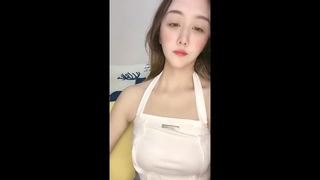 自拍无码精品在线观看-深谷で田植えをする稲作農家の巨乳嫁 観月しおり的的!