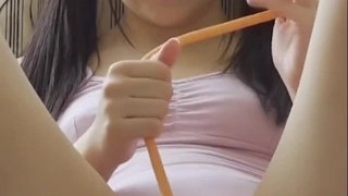 娇妻 雪白 呻吟-美女学生妹子是男友的乖母狗，戴着狗炼项圈乖乖让男友无套抽插~
